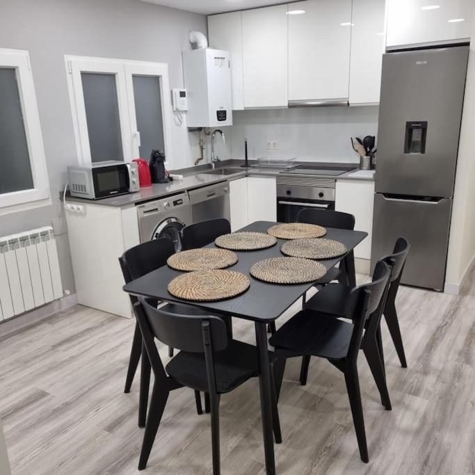 Ferienwohnung Soho Boutique Tioda, Totalmente Reformado Junto A Las Estaciones, Wifi Oviédo Exterior foto
